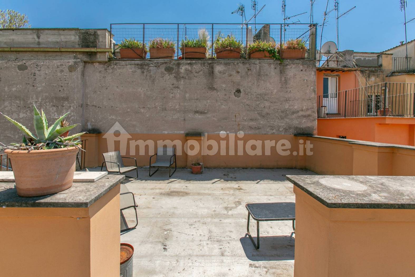 Quadrilocale via Porto Innocenziano 33, Centro Storico, Anzio — Centro, Anzio